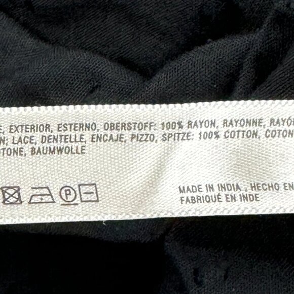 Anthropologie E by Eloise Swiss Dot Capri Pants With Crochet Lace Hem Women's S - Picture 9 of 9